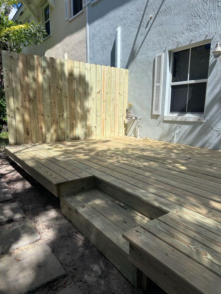 PERRY & WELLS SUB CORR PL - Residential