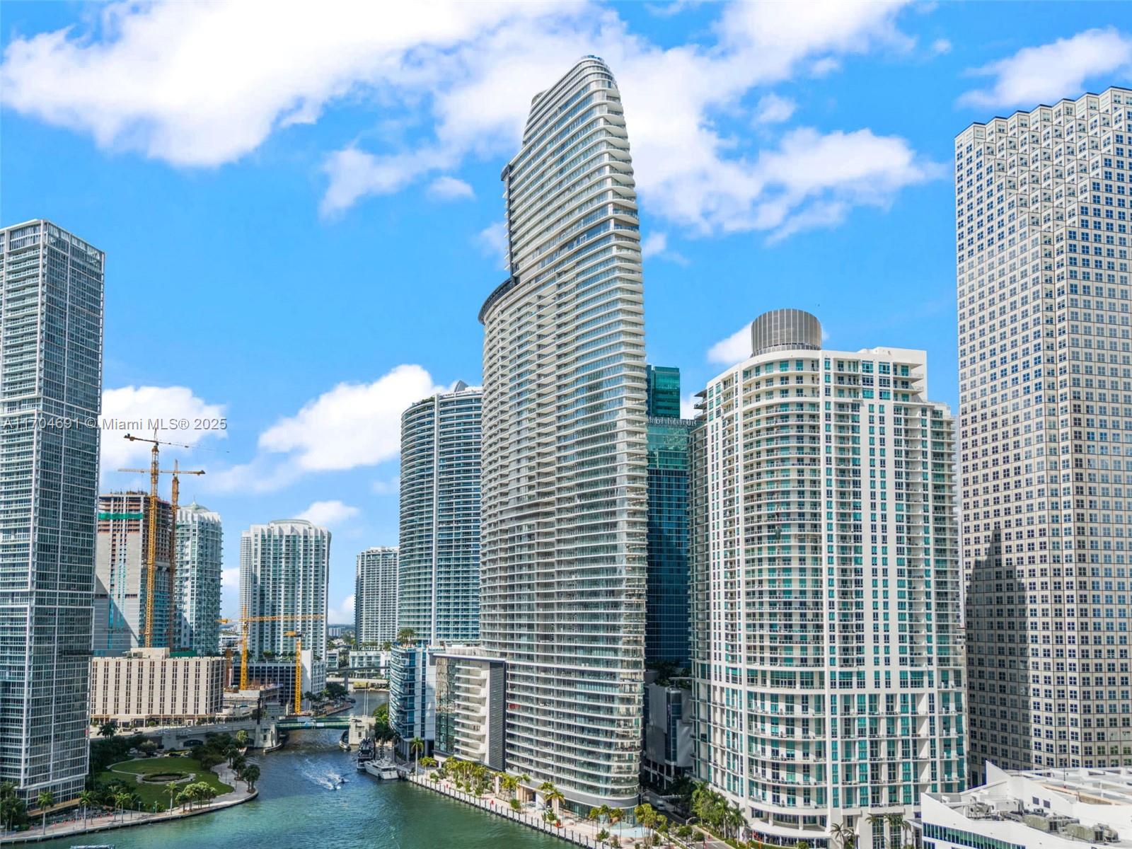 Property for Sale at 300 Biscayne Blvd Way 3508, Miami, Broward County, Florida - Bedrooms: 1 
Bathrooms: 2  - $1,500,000
