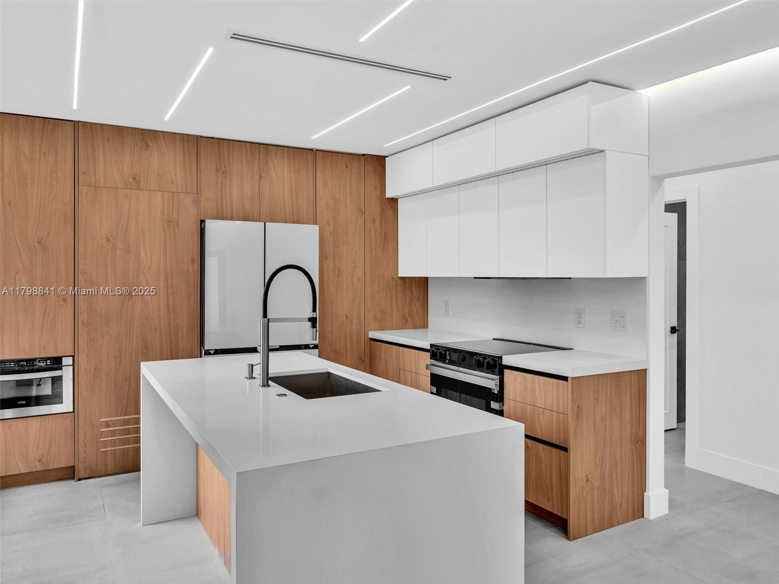 BAY VISTA PARK AMD PL - Residential