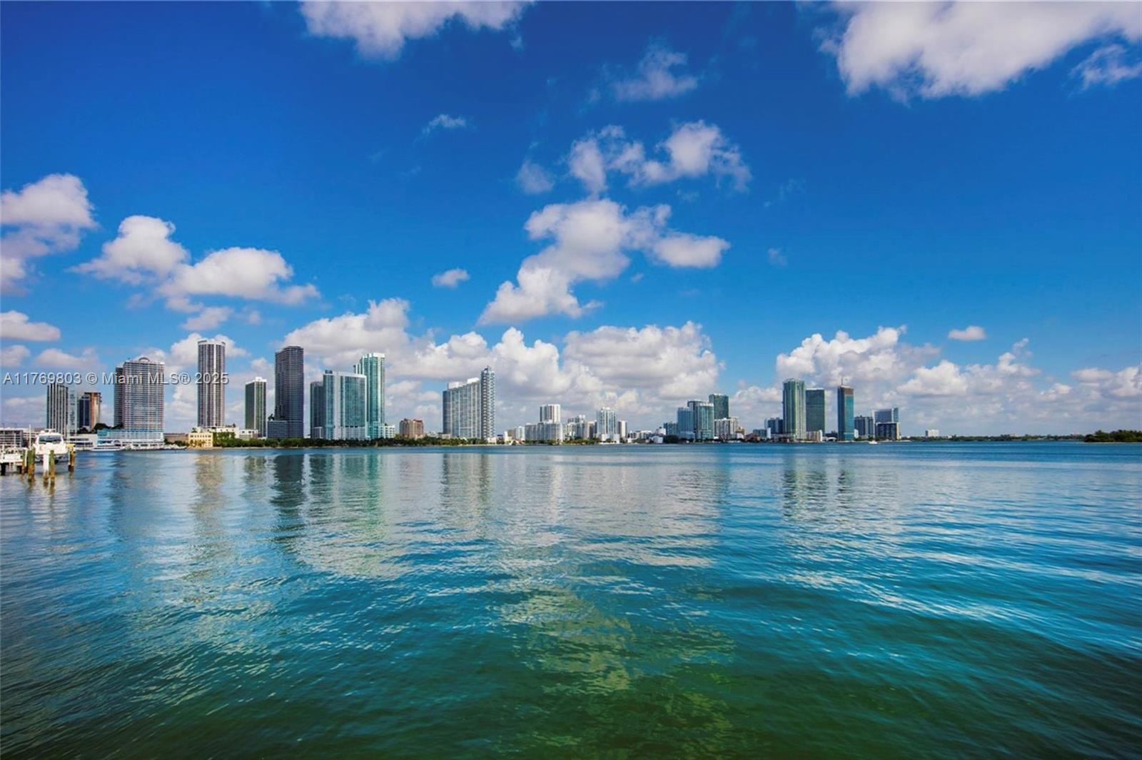 BISCAYNE ISL - Land