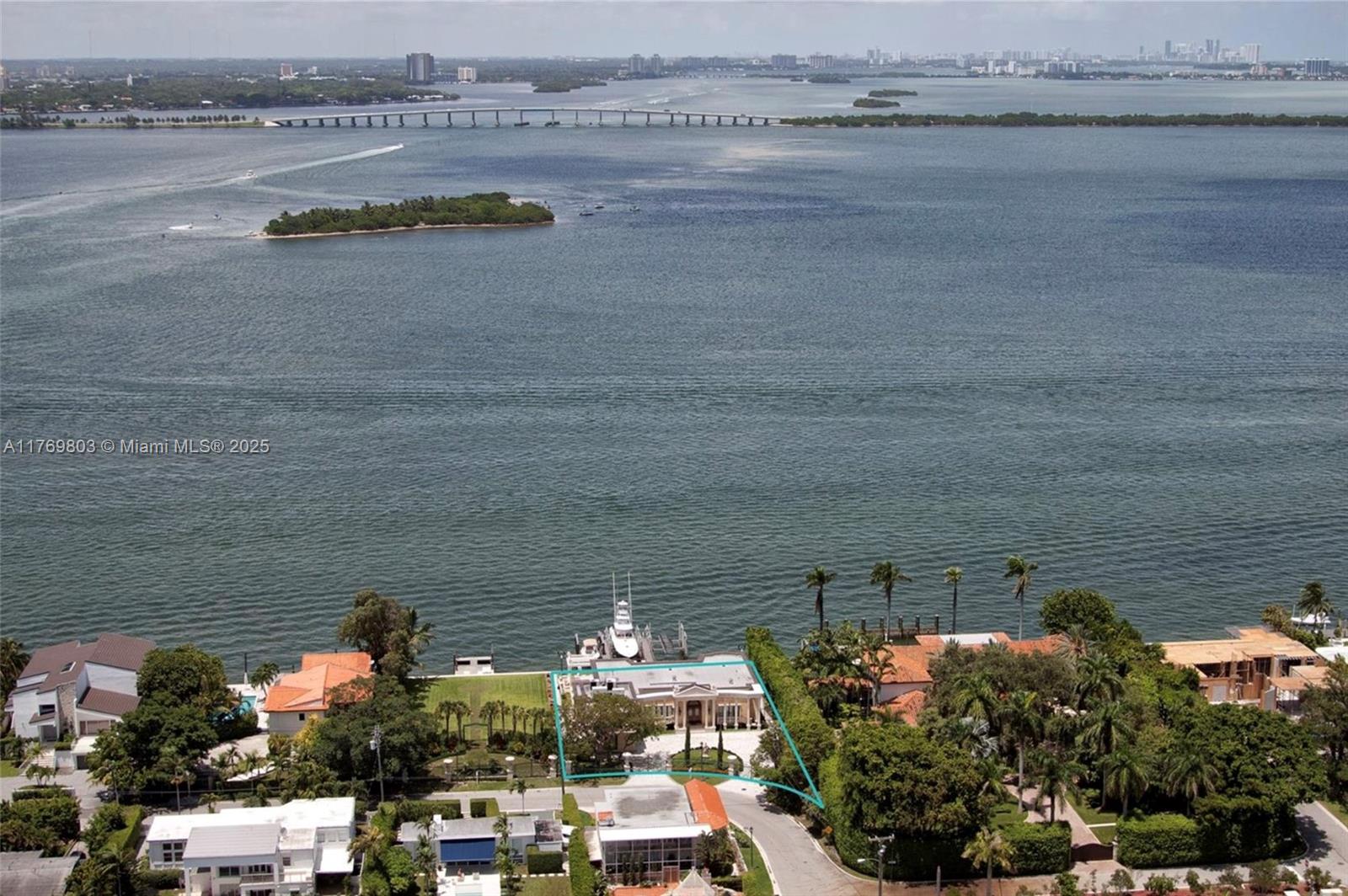 BISCAYNE ISL - Land