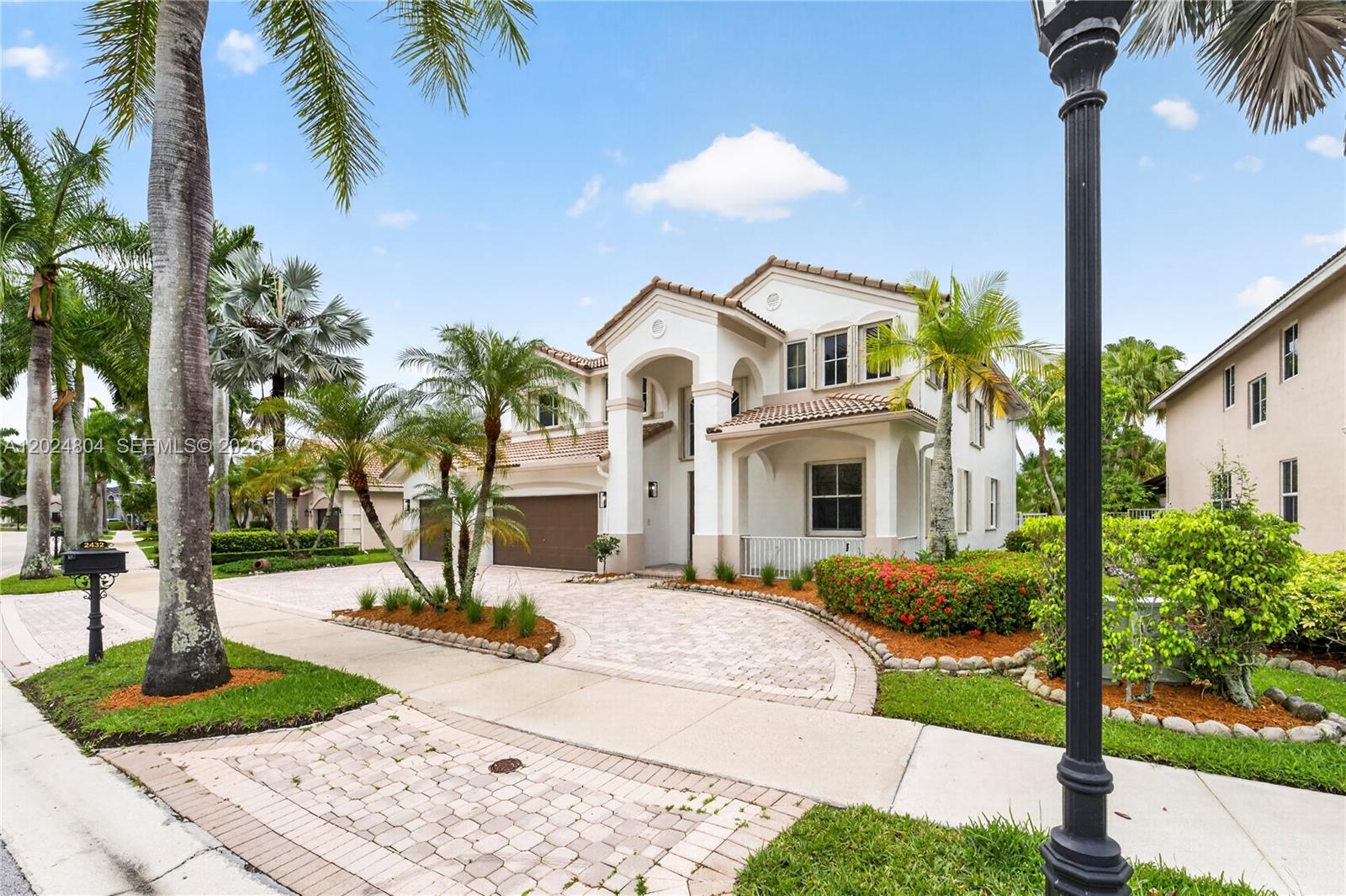 2432 Deer Creek Rd