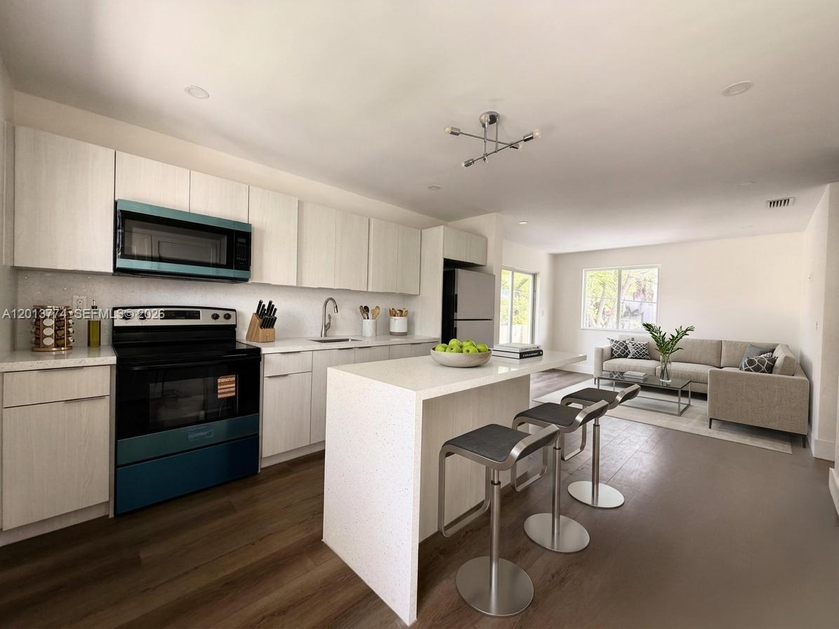 MARCELLUS DEARBORNS - Residential Lease
