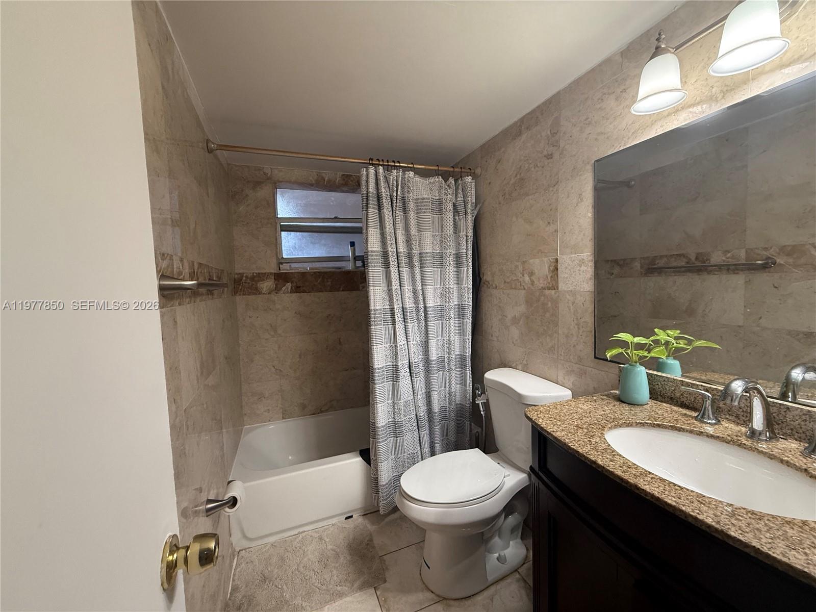 NOVA GARDENS CONDO - Residential