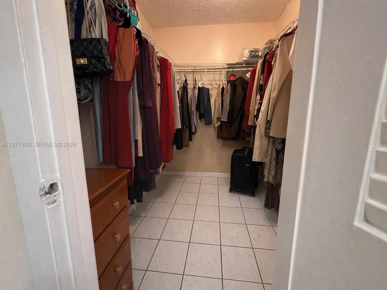 NOVA GARDENS CONDO - Residential