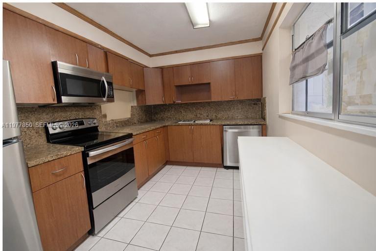 NOVA GARDENS CONDO - Residential