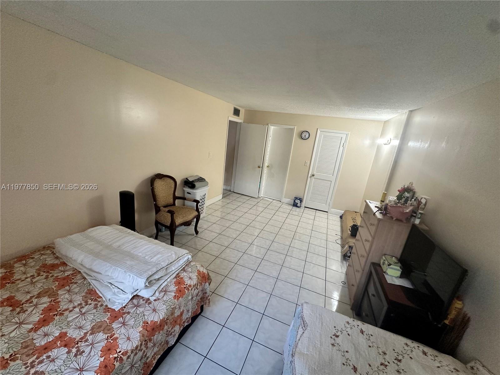 NOVA GARDENS CONDO - Residential