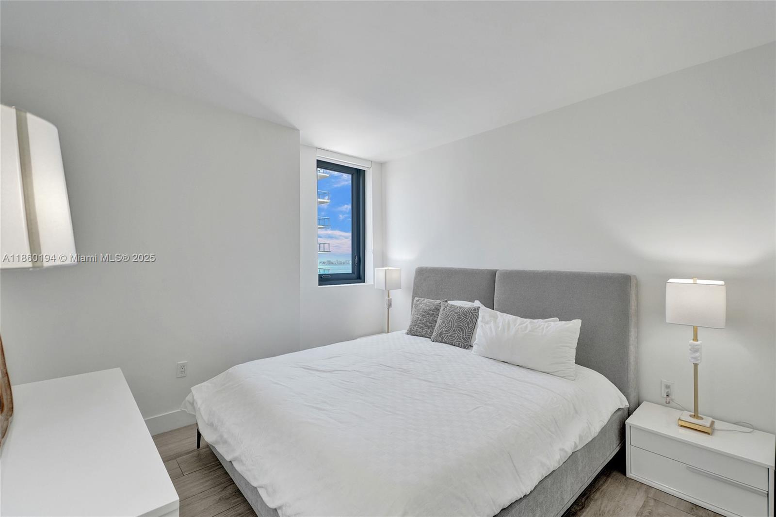 3401 MIDTOWN CONDO - Residential Lease