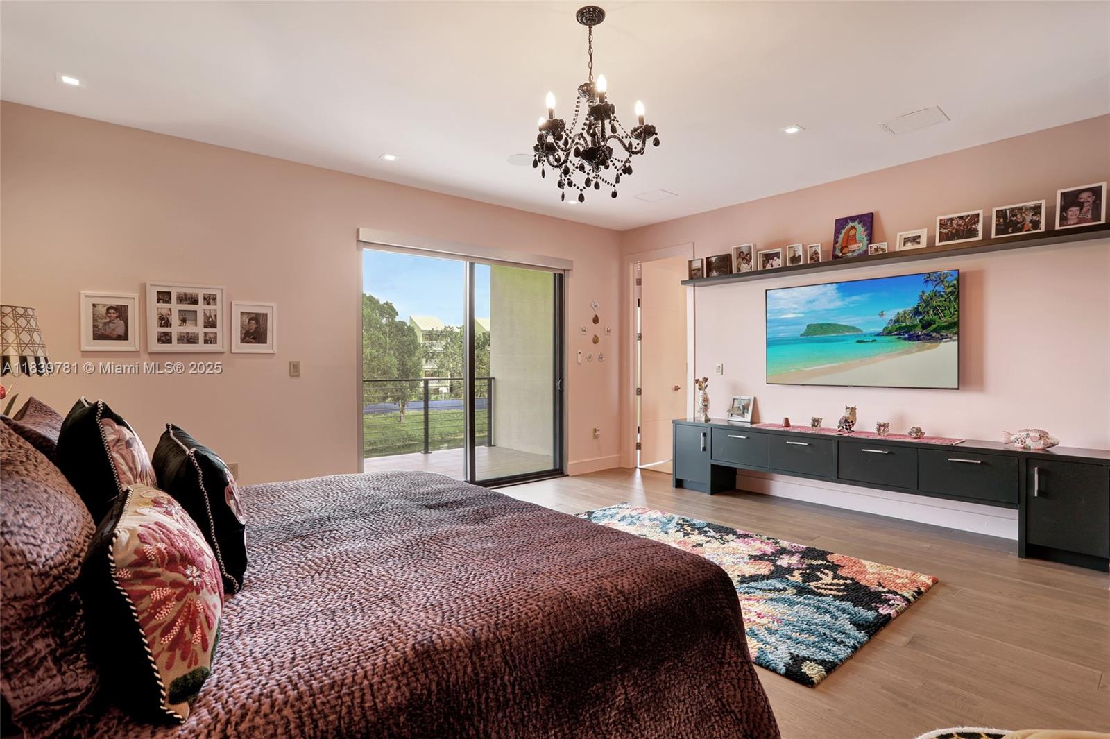 WESTON ESTATES - Residential Lease