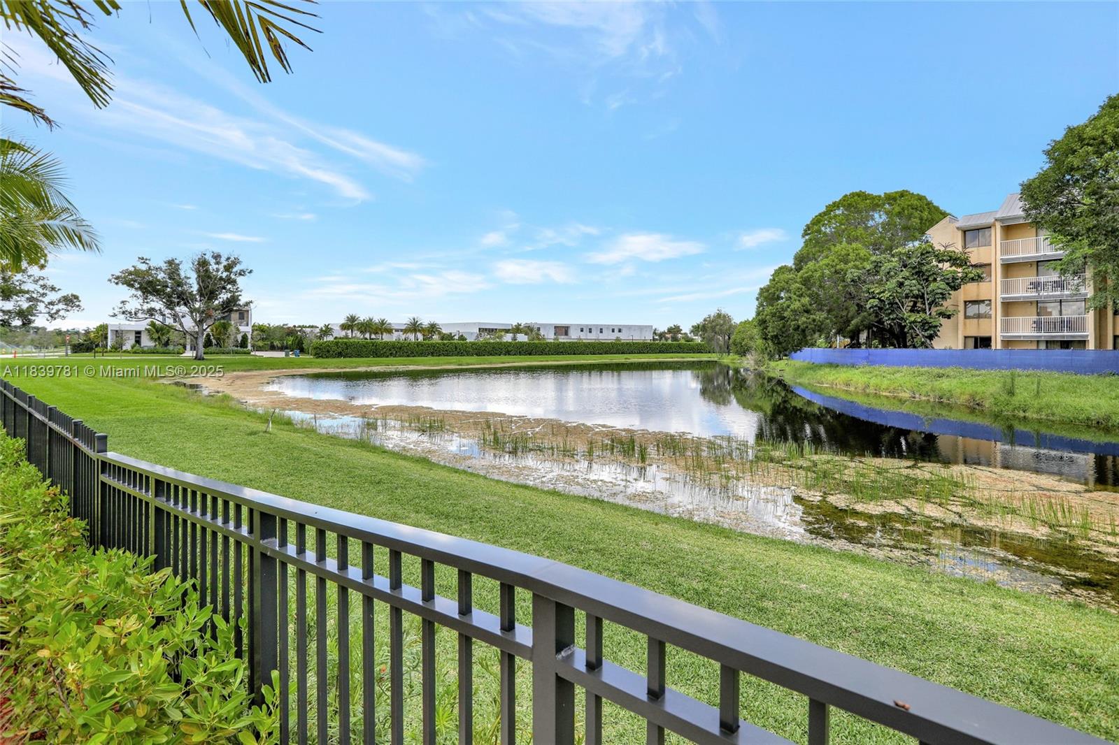 WESTON ESTATES - Residential Lease