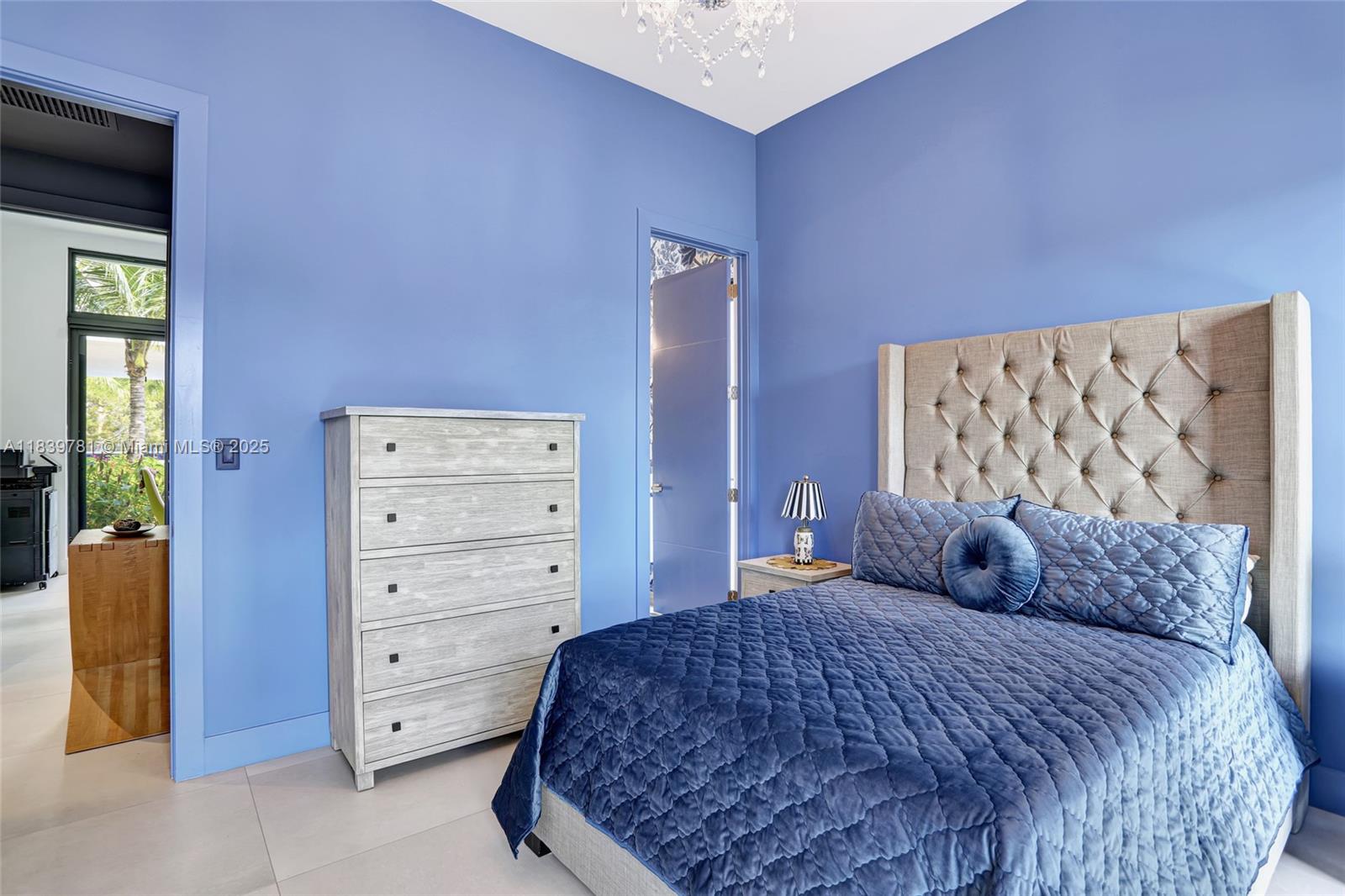 WESTON ESTATES - Residential Lease
