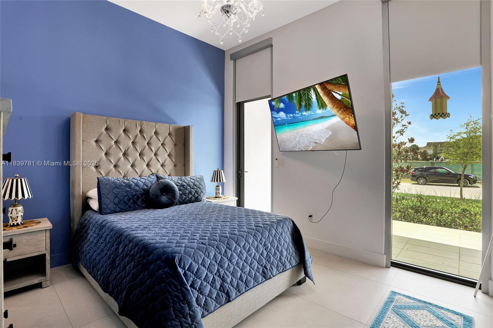 WESTON ESTATES - Residential Lease