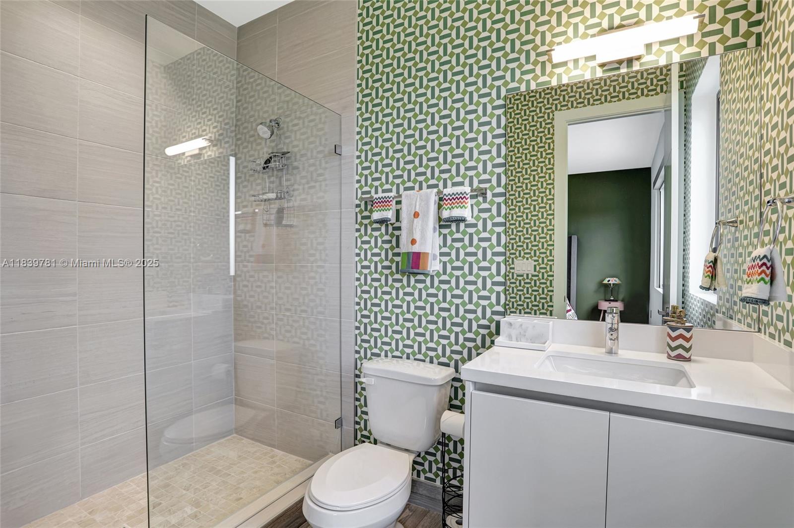 WESTON ESTATES - Residential Lease