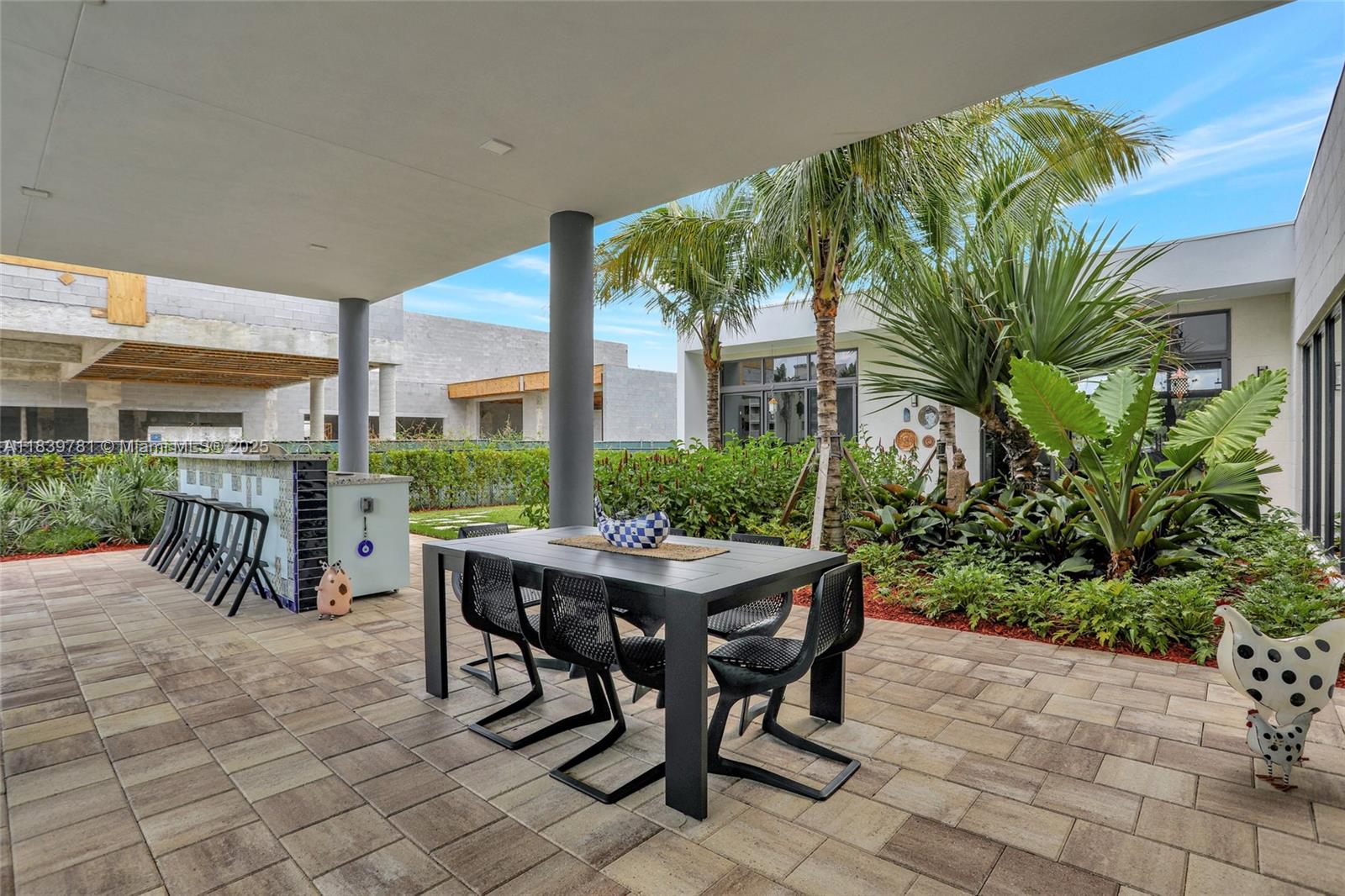 WESTON ESTATES - Residential Lease
