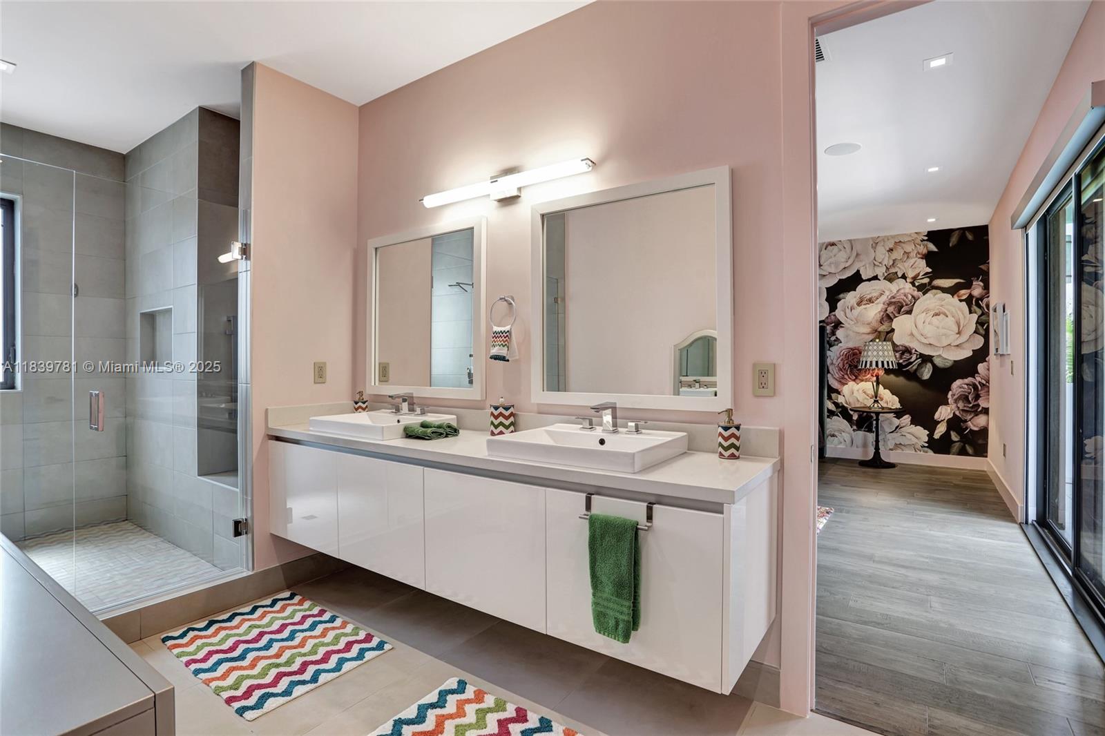 WESTON ESTATES - Residential Lease
