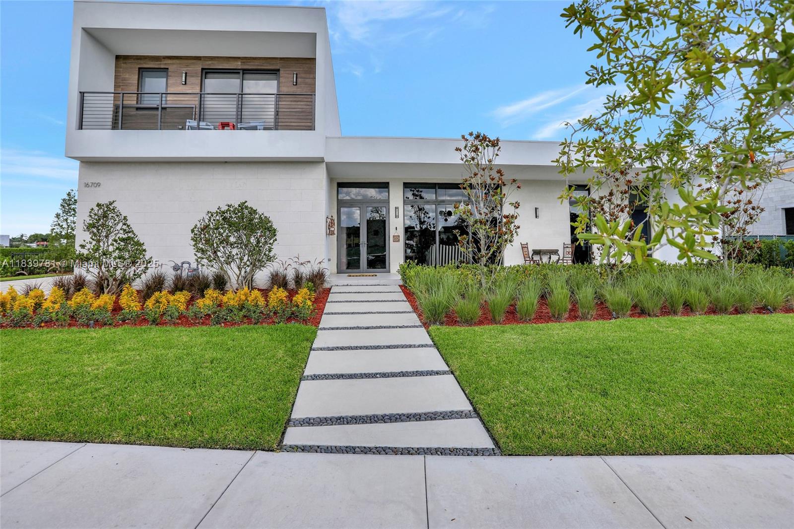 WESTON ESTATES - Residential Lease
