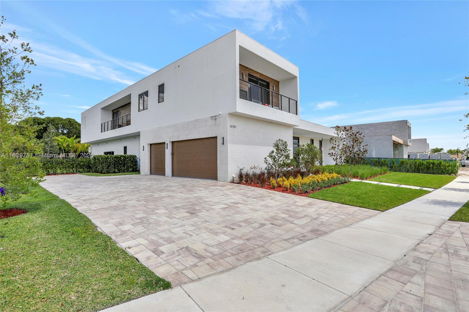 WESTON ESTATES - Residential Lease