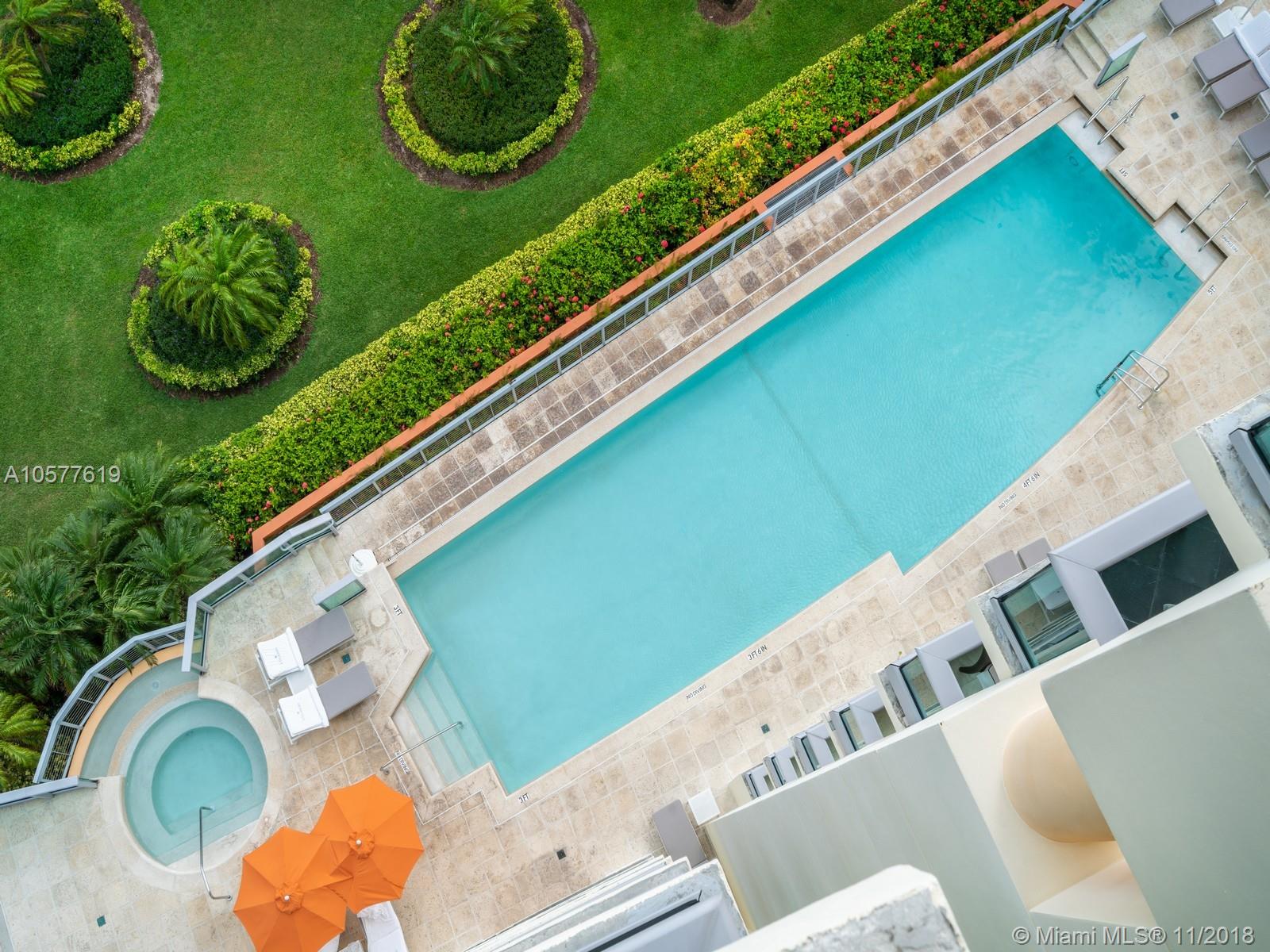 IL VILLAGGIO ON SOUTH BEA - Residential