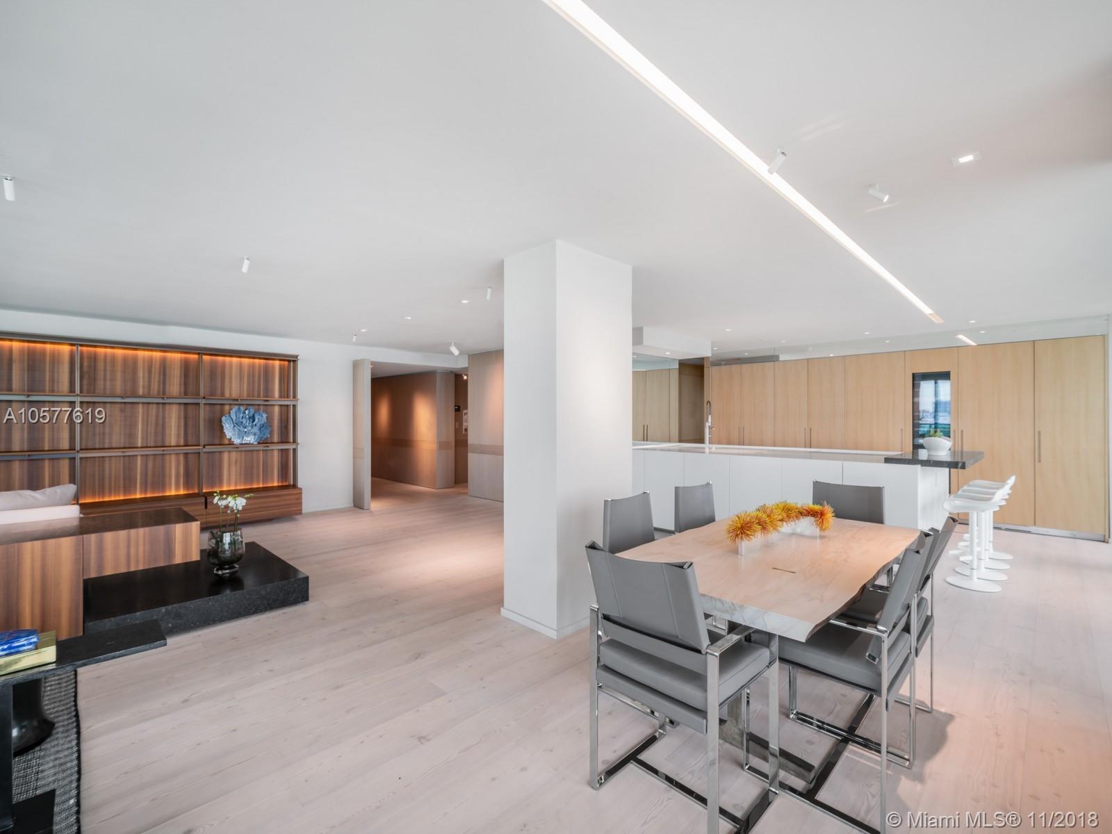 IL VILLAGGIO ON SOUTH BEA - Residential