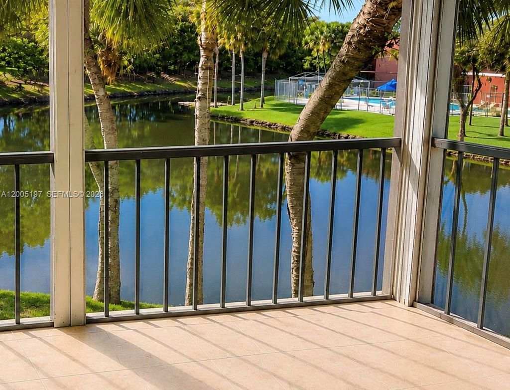 Photo of 309 Lakeview Dr #204, Weston, FL 33326 (MLS # A12005197)