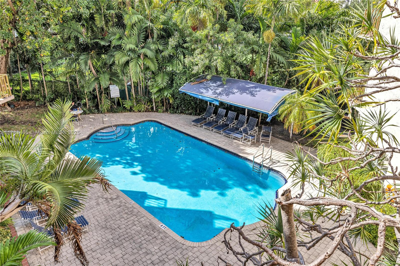 CLUB OF BAY HARBOR CONDO - Residential