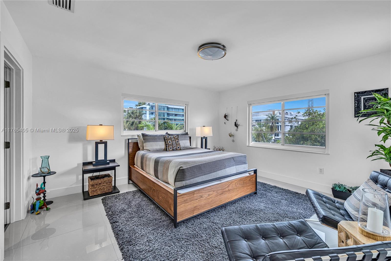 CLUB OF BAY HARBOR CONDO - Residential