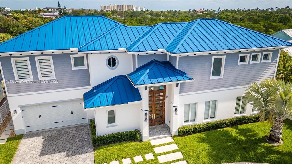 Photo of 901 Xanadu Pl #901, Jupiter, FL 33477 (MLS # A11786572)