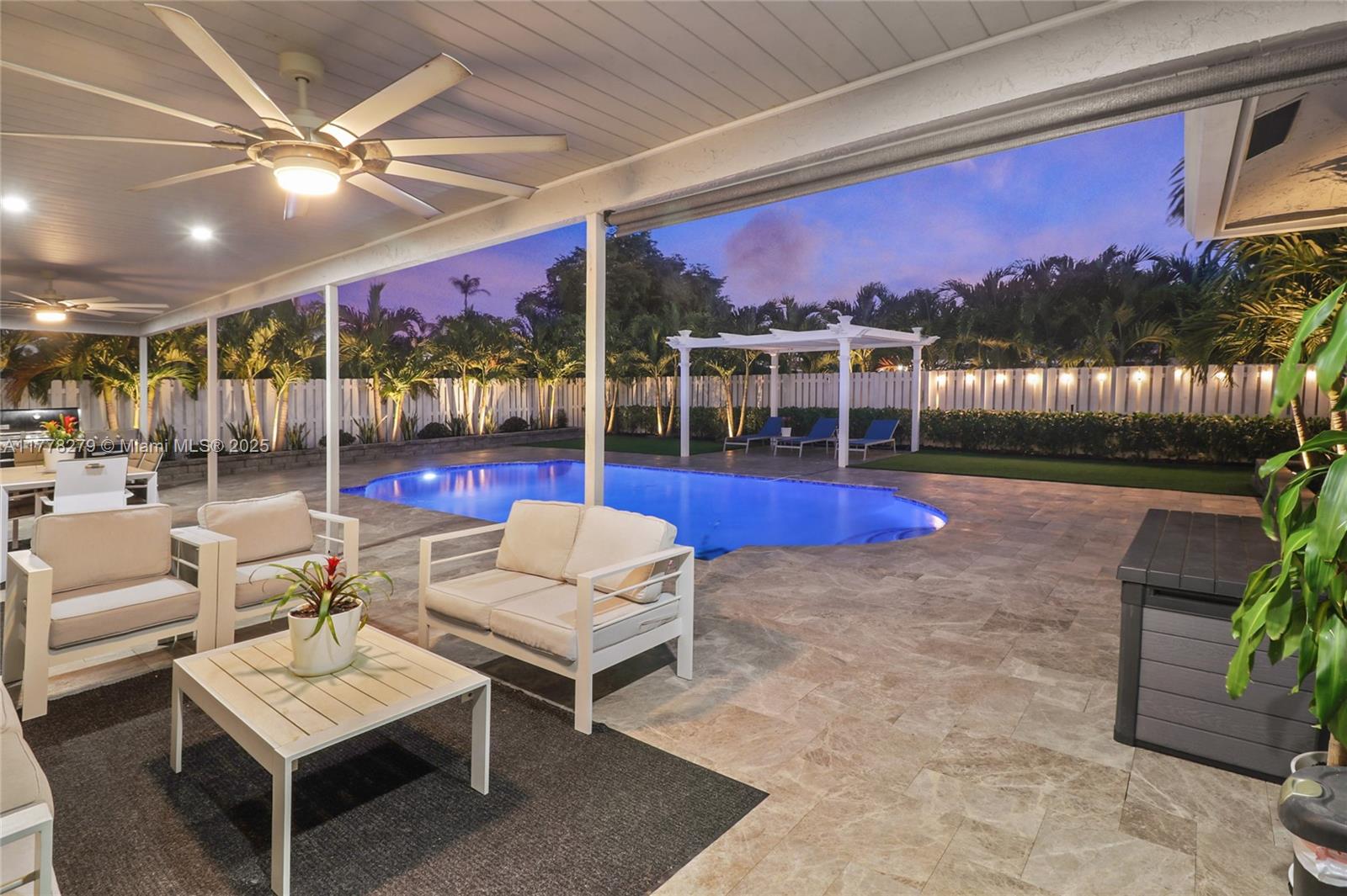 CYPRESS RUN - Residential