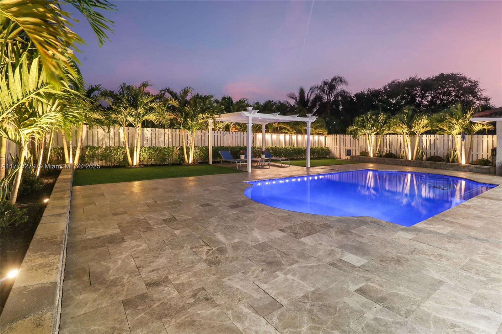 CYPRESS RUN - Residential