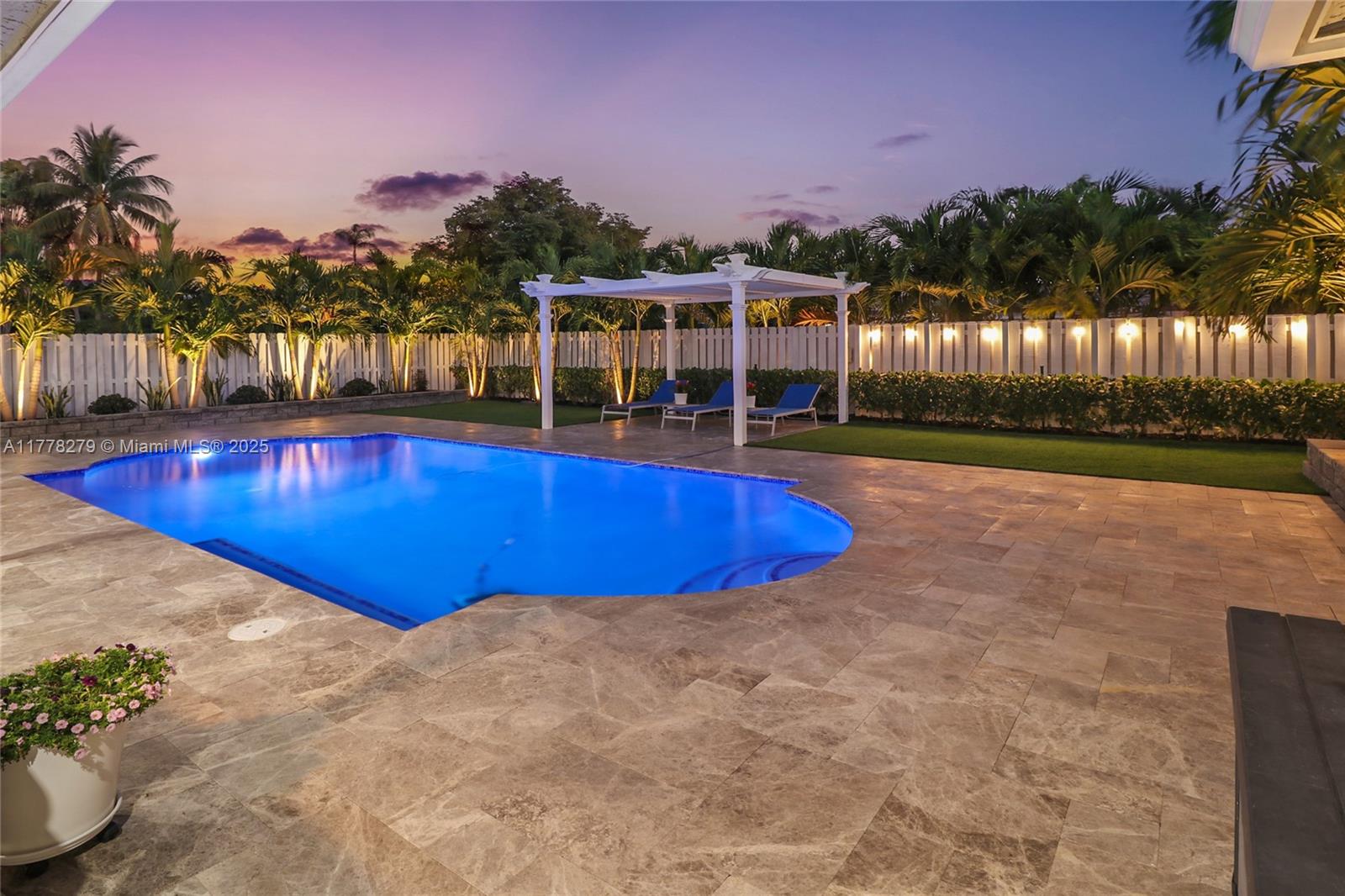 CYPRESS RUN - Residential