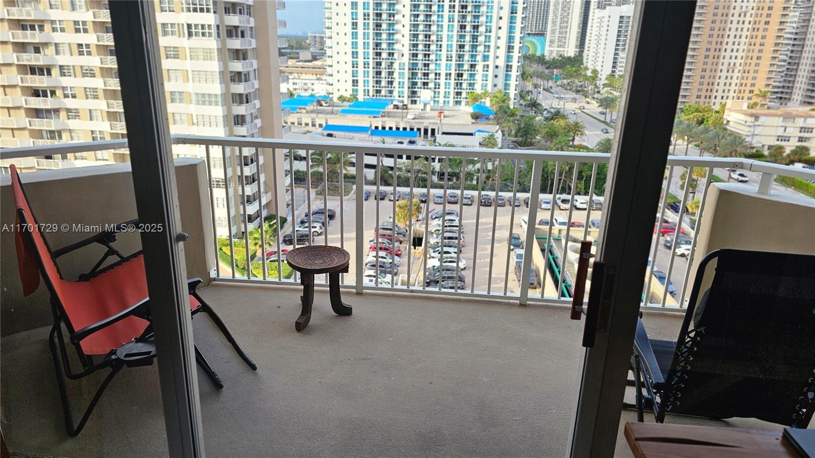 HEMISPHERES CONDO - Residential Lease