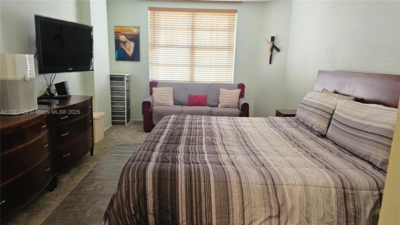 HEMISPHERES CONDO - Residential Lease