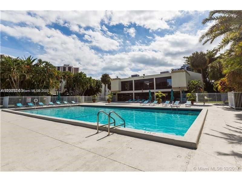 VILLA DORADA CONDO NO 2 - Residential