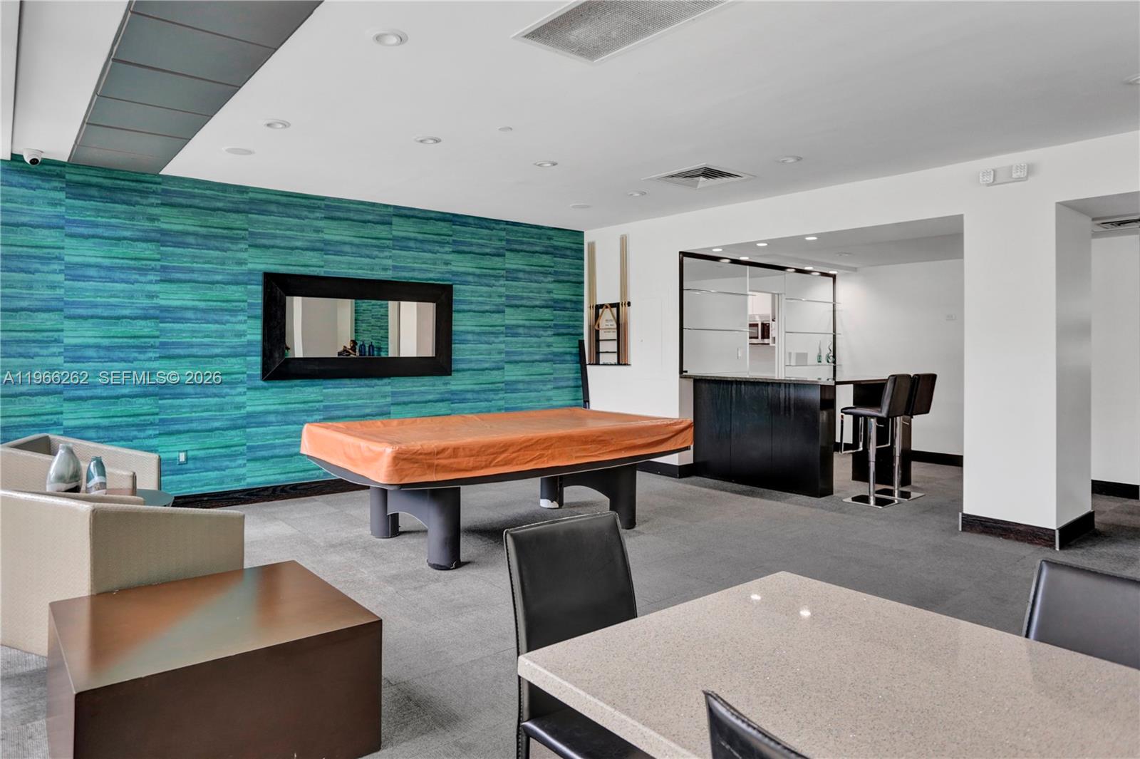 MIRADOR 1200 CONDO - Residential