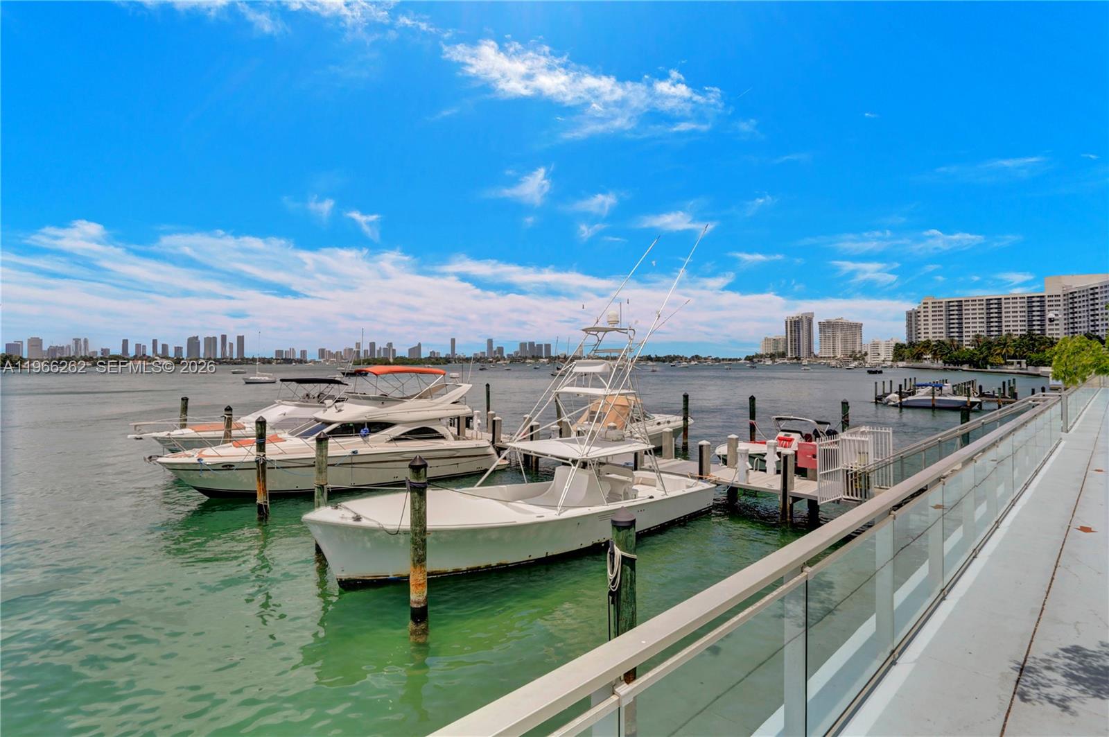 MIRADOR 1200 CONDO - Residential