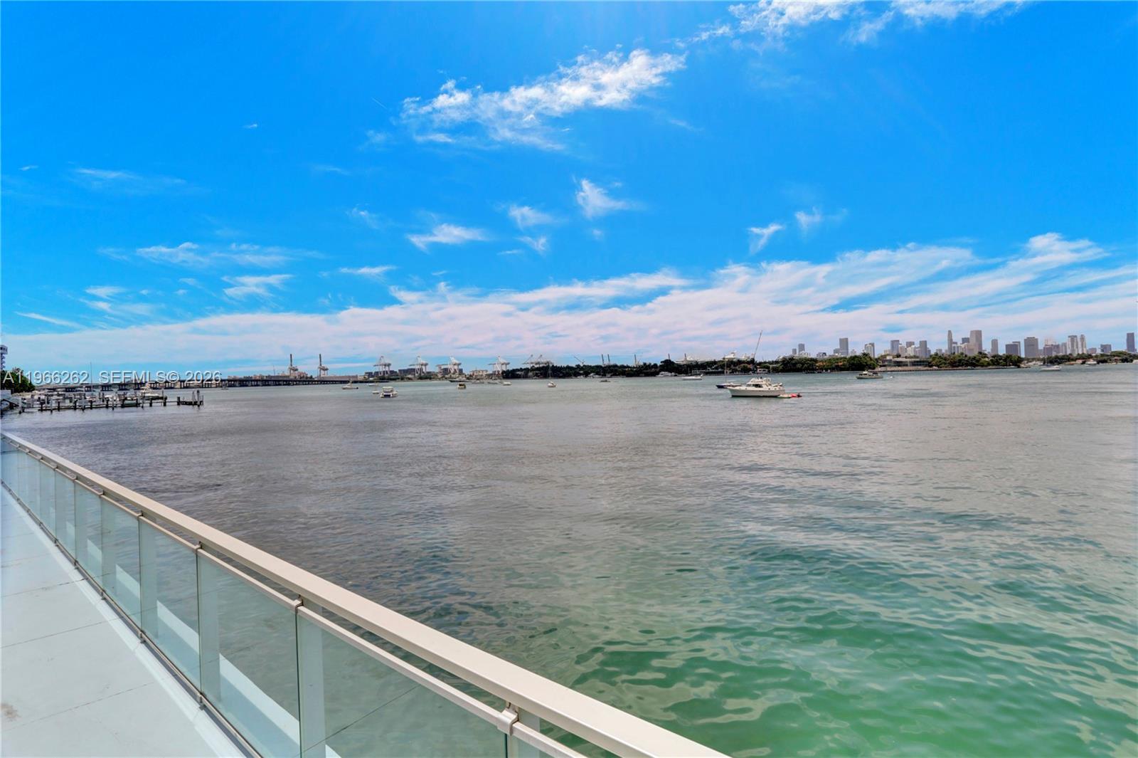 MIRADOR 1200 CONDO - Residential