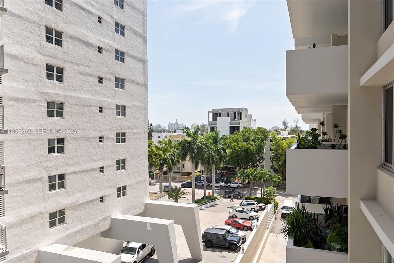 MIRADOR 1200 CONDO - Residential