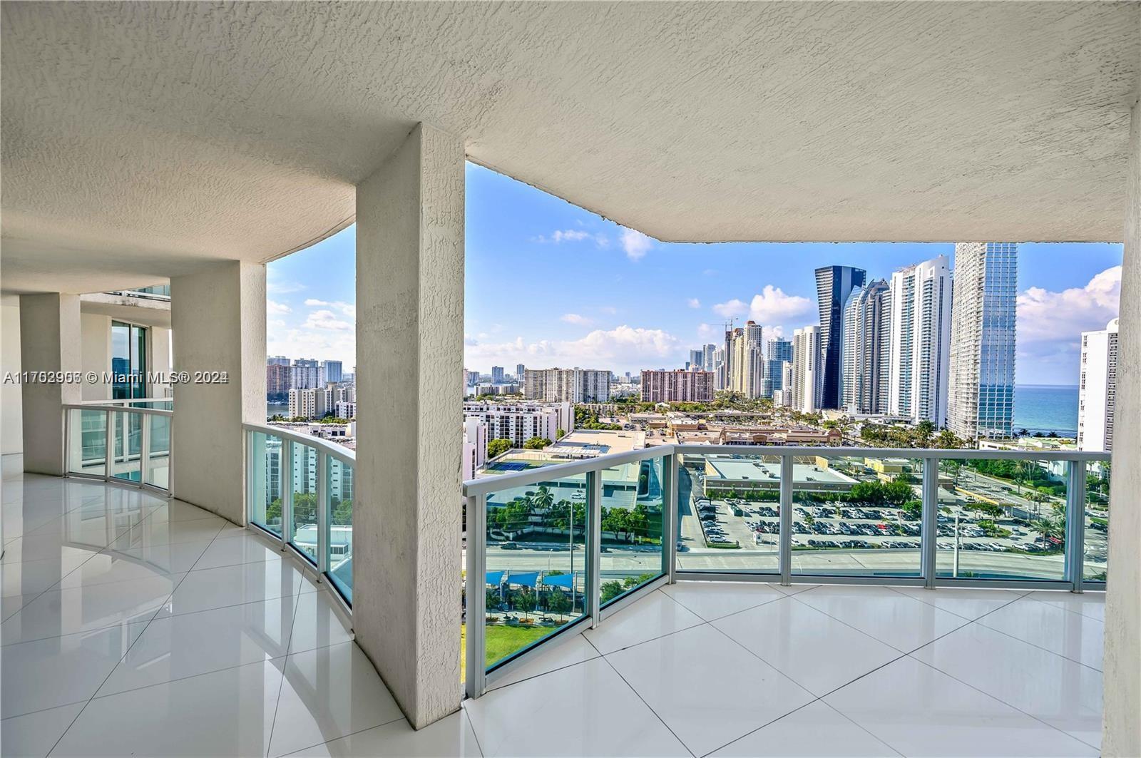 ST TROPEZ ON THE BAY II C - Residential