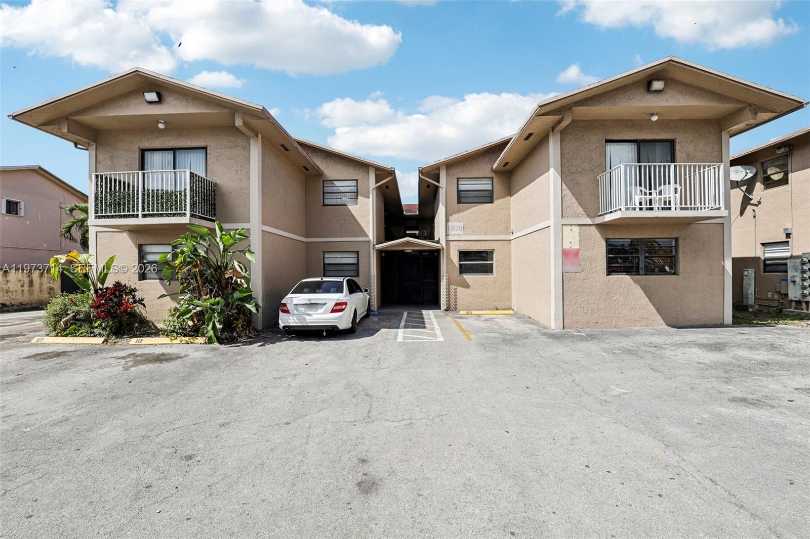 VILLAS DE MARBELLA CONDO - Residential