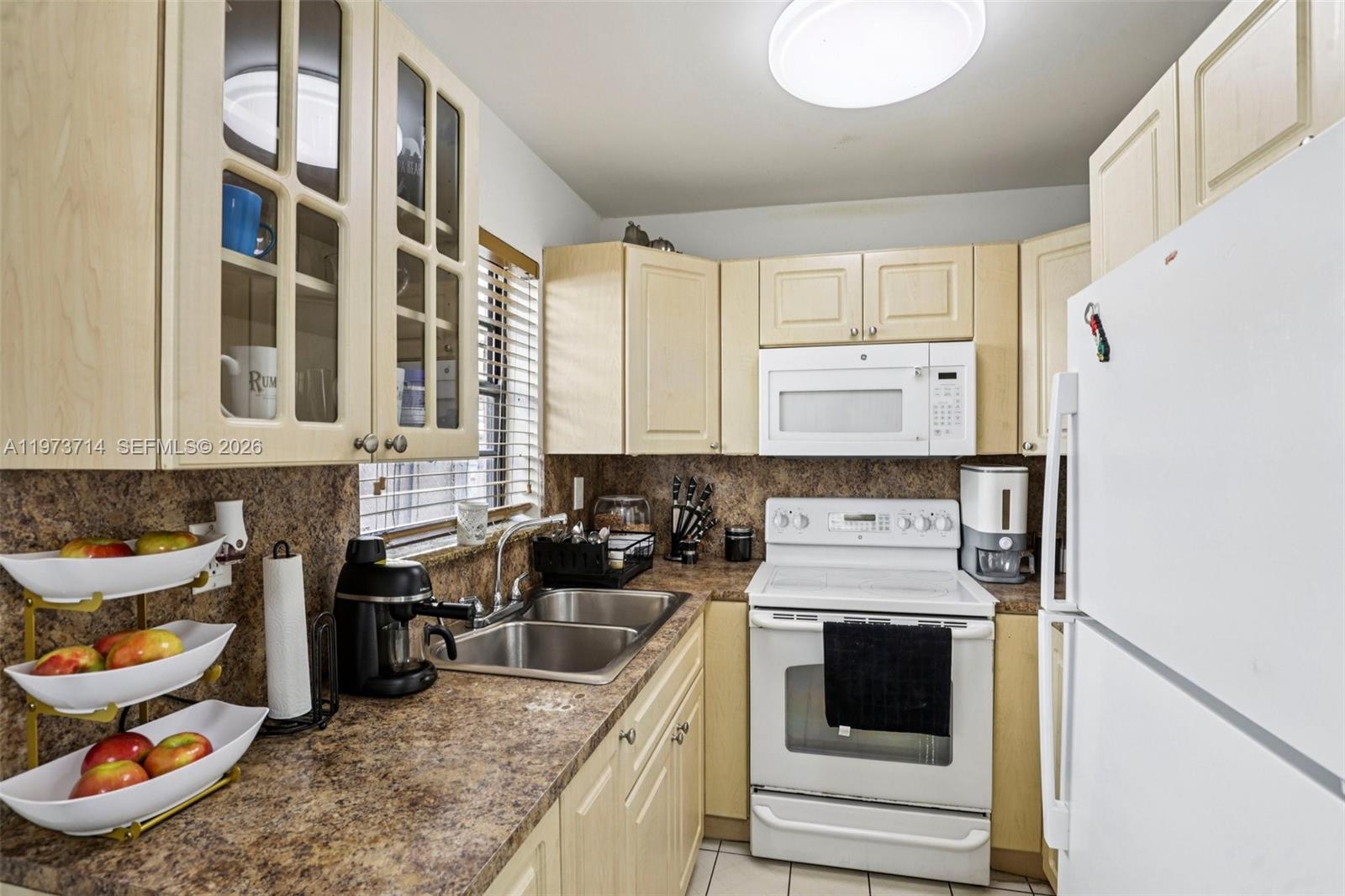 VILLAS DE MARBELLA CONDO - Residential