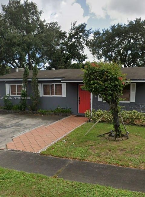 Photo of 7430 Douglas St, Hollywood, FL 33024 (MLS # A11975524)