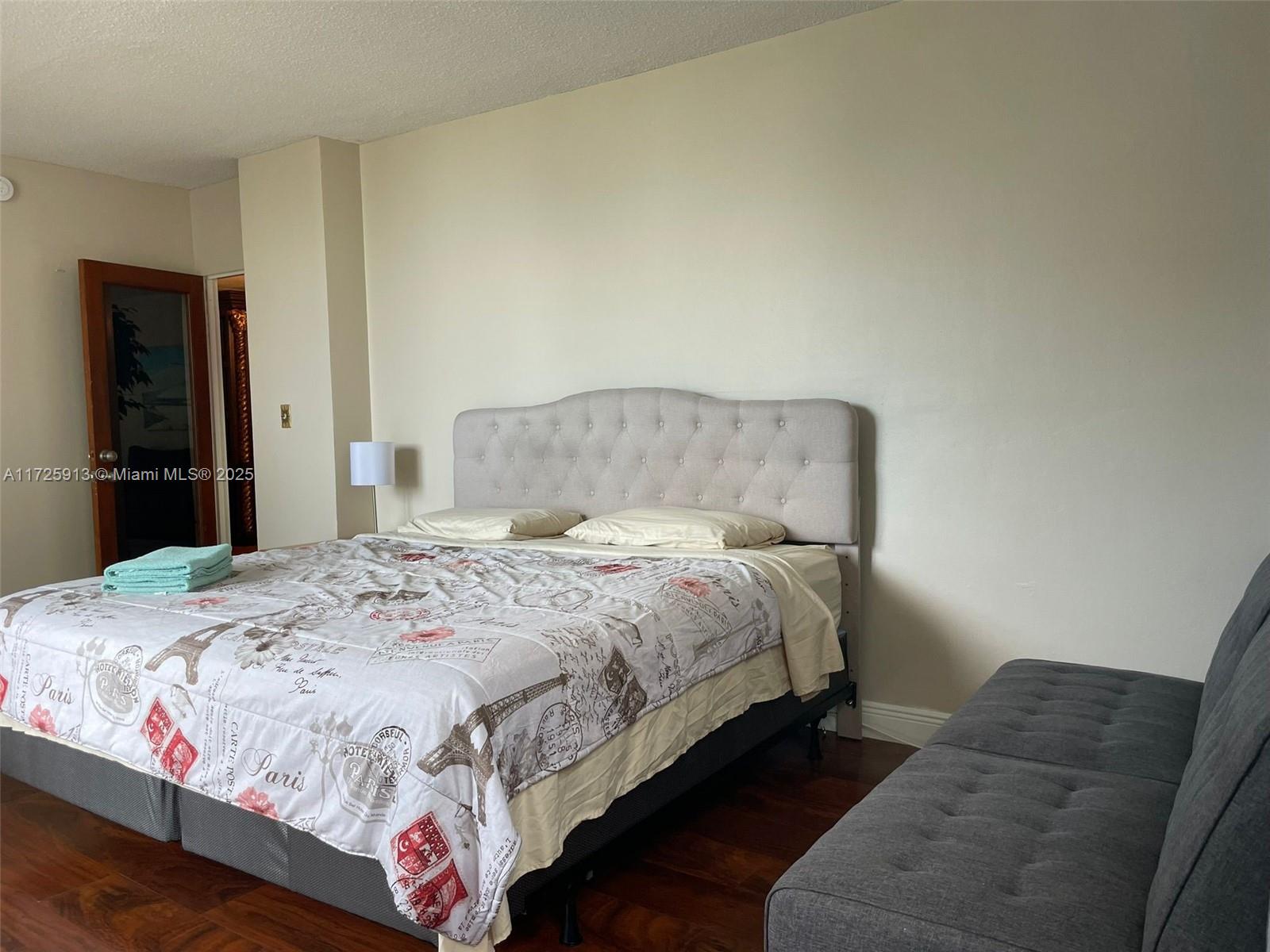 3901 S Ocean Dr 2E