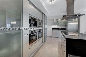 18201 Collins Ave PH5502