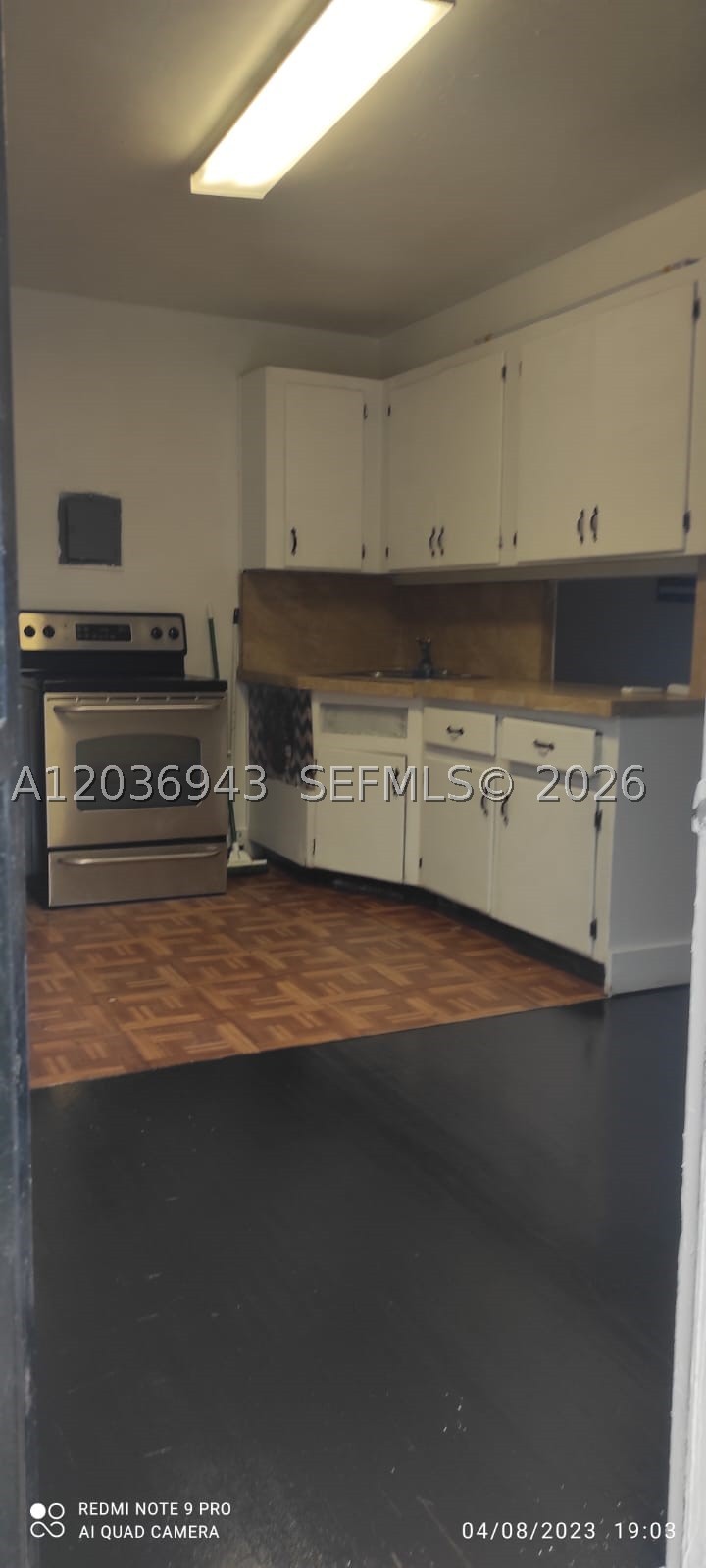 1225 NW 127th St