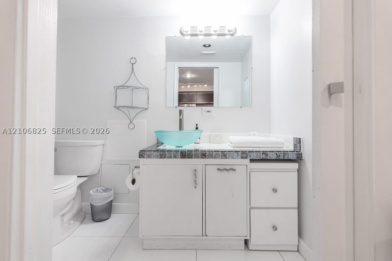 2301 Collins Ave. 1023