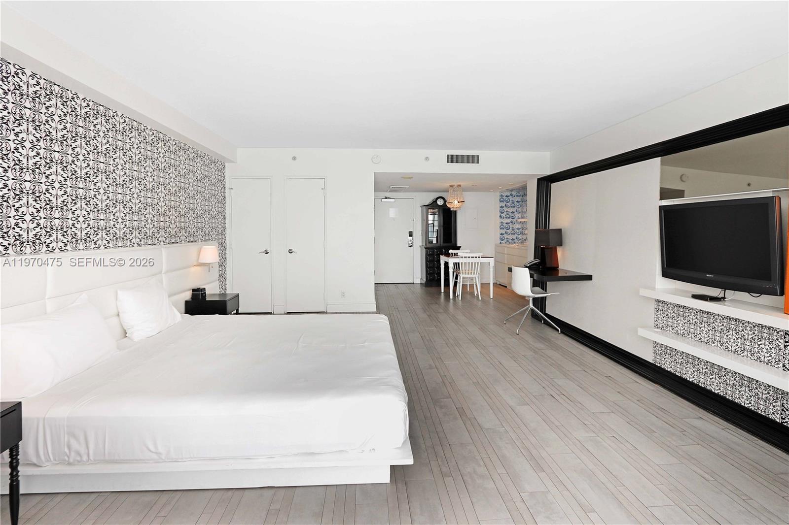 1100 WEST CONDO - Residential