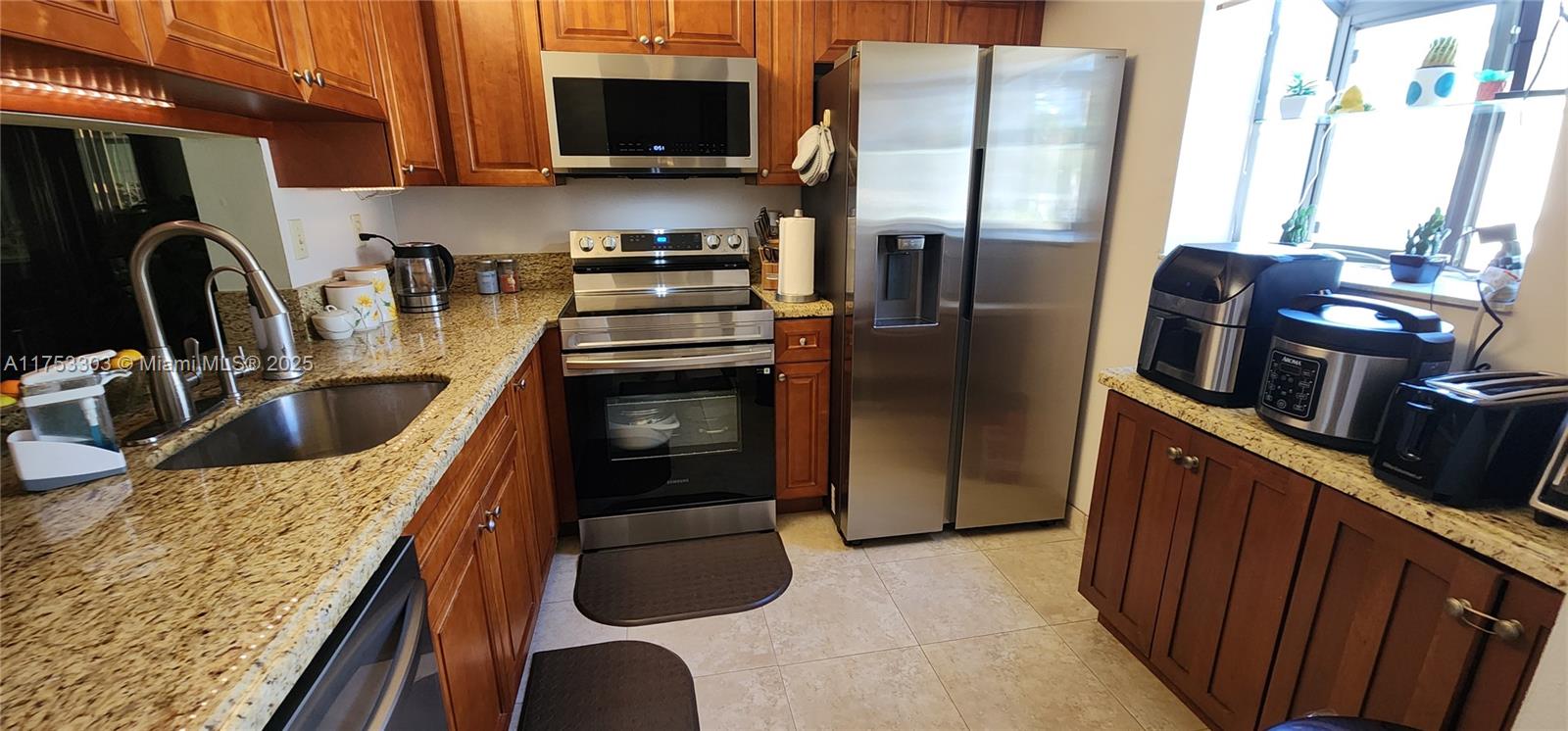 GARDENS NORTH THREE CONDO - Residential