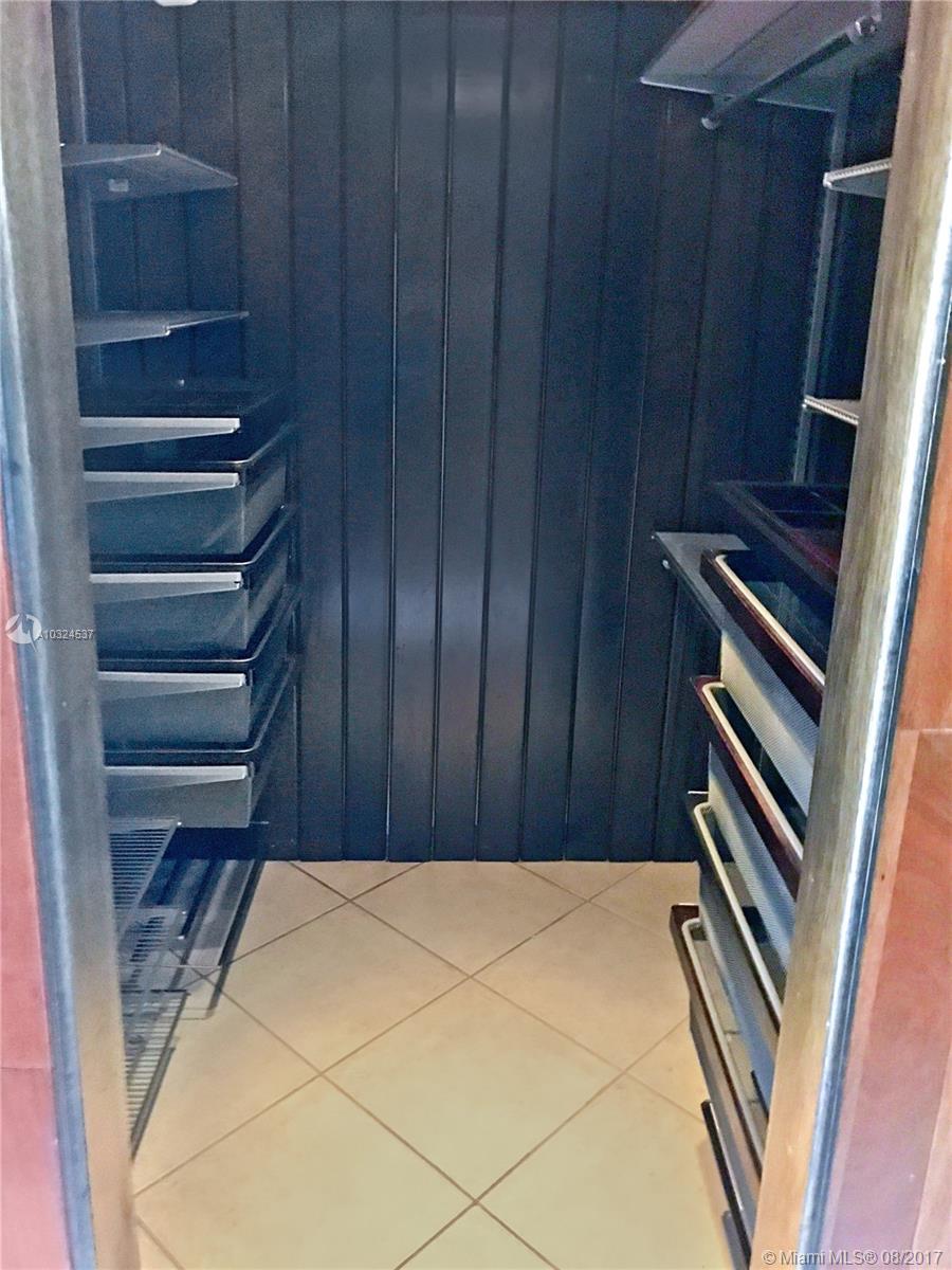 Bonne View Condo - Residential Lease