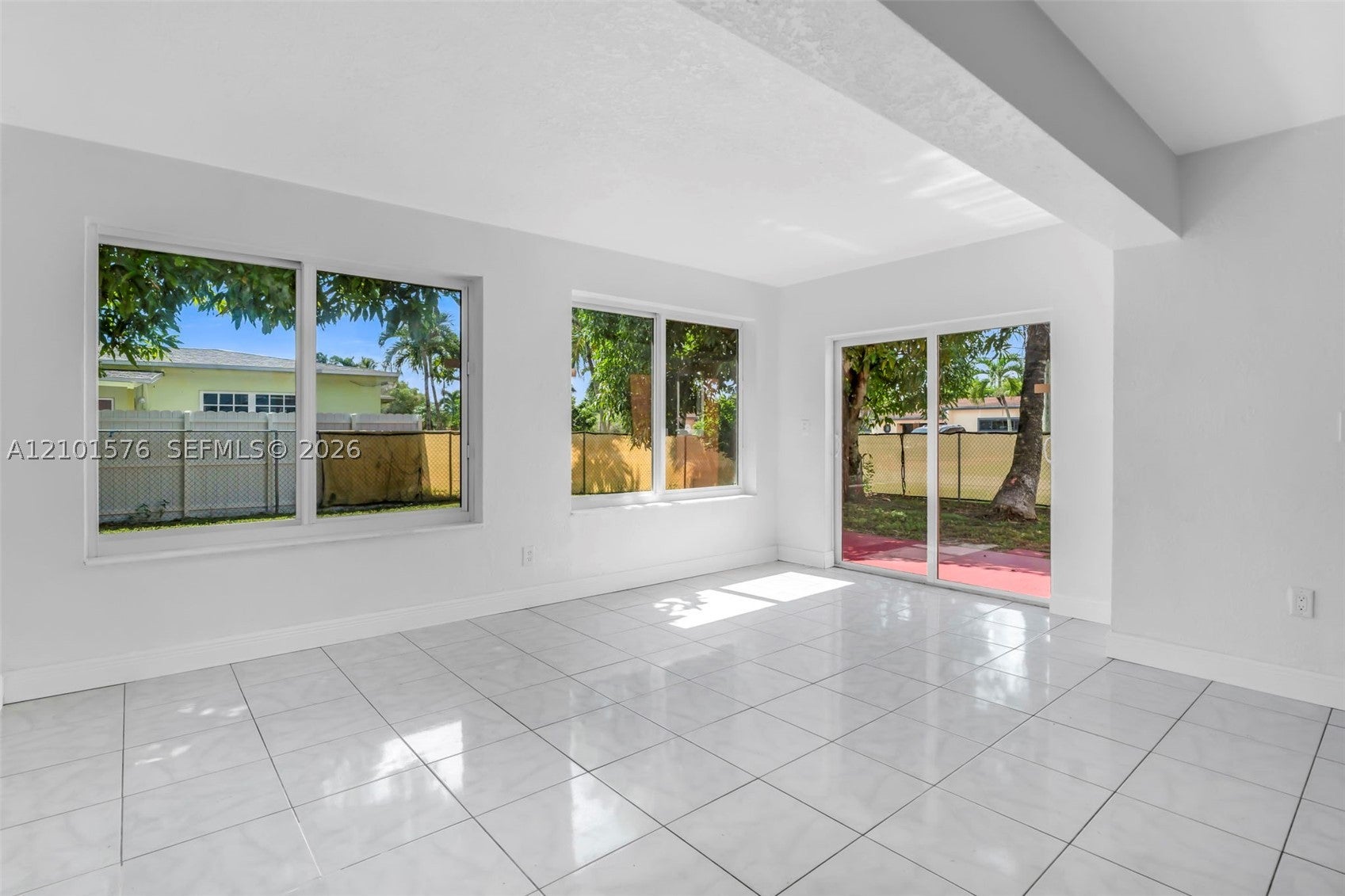 7612 Plantation Blvd