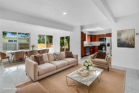 Photo of 7612 Plantation Blvd, Miramar, FL 33023 (MLS # A12101576)